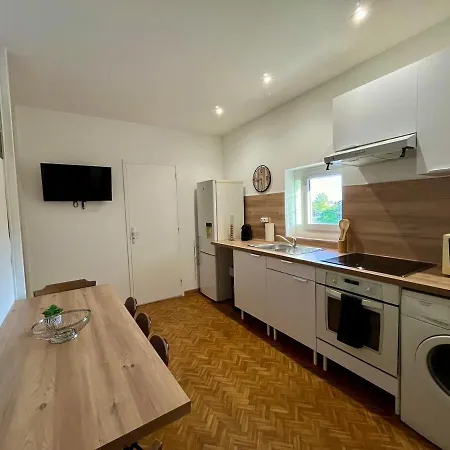 T4 Minimaliste A 15 Min De Lyon 아파트 울랑